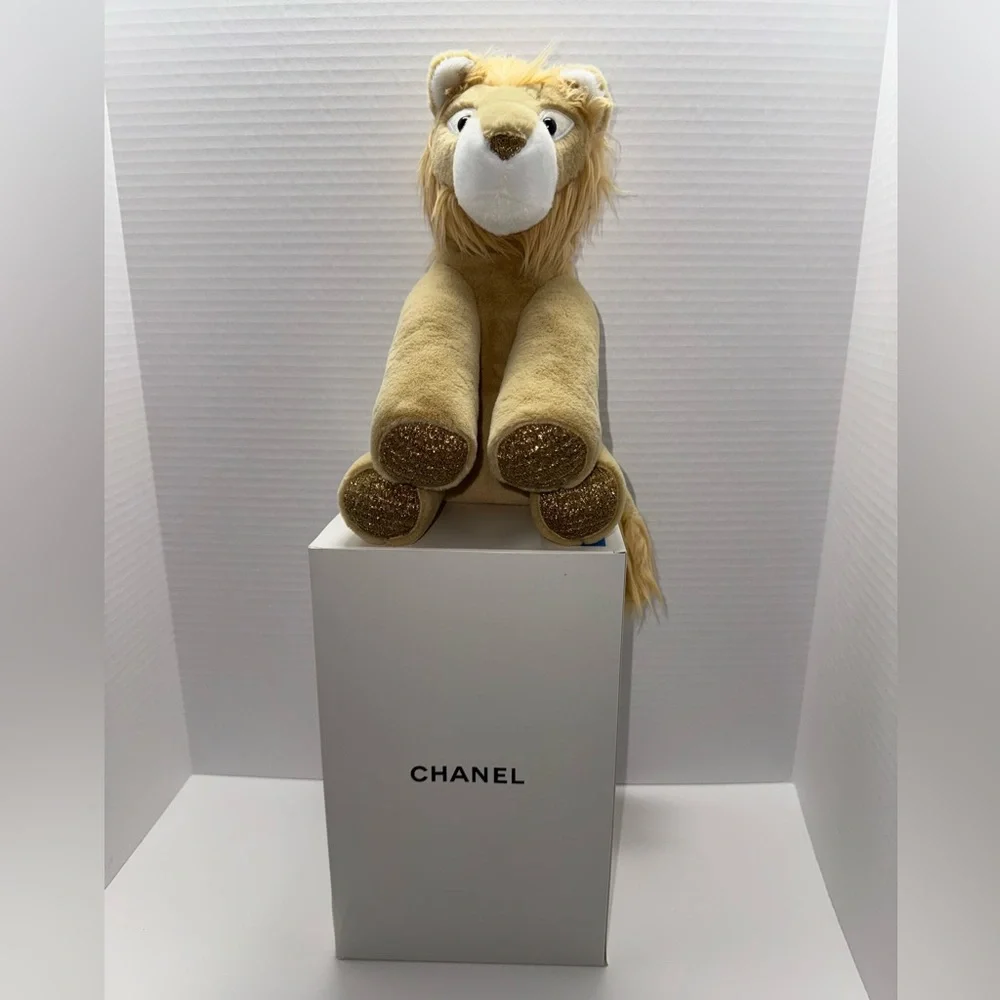 CHANEL COCO CRUSH Lion Lion Doll Novelty Interior Plush Doll Unused - Picture 1 of 7